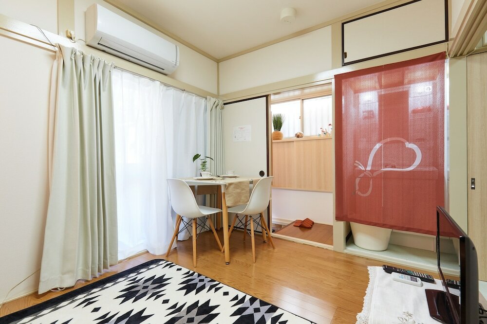 Фото Kamata ColorBee Family House