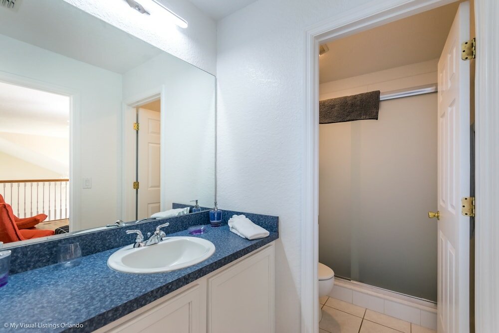 Фото Luxury 5 Bedroom 4 Bath Villa With Bespoke Interi