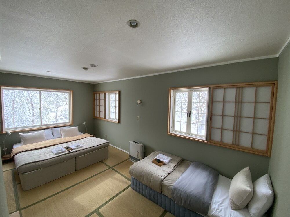 Фото Myoko Forest Lodge - Hostel