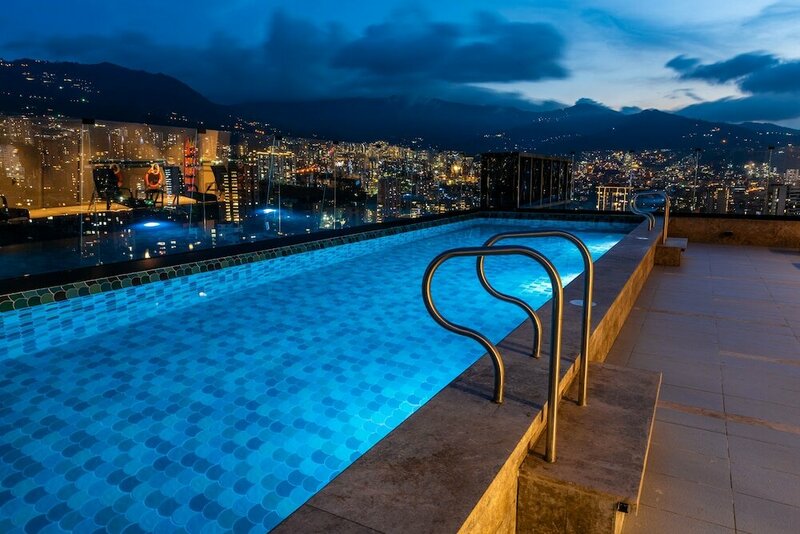 Гостиница York Luxury Suites Medellín в Медельине