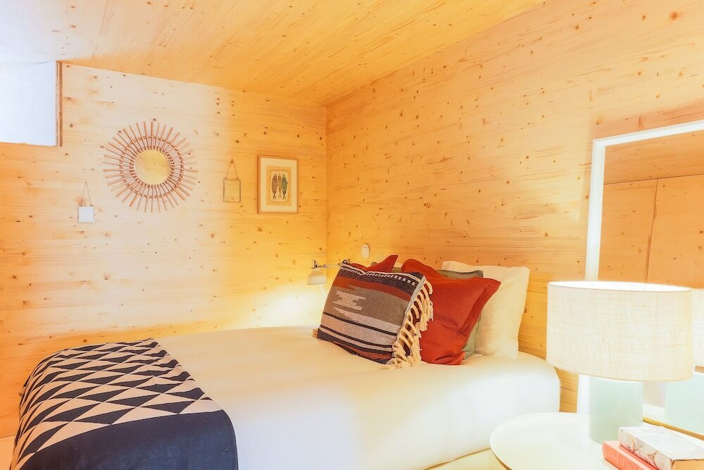 Фото Mac003 · Macario Wood Apartment Netflix