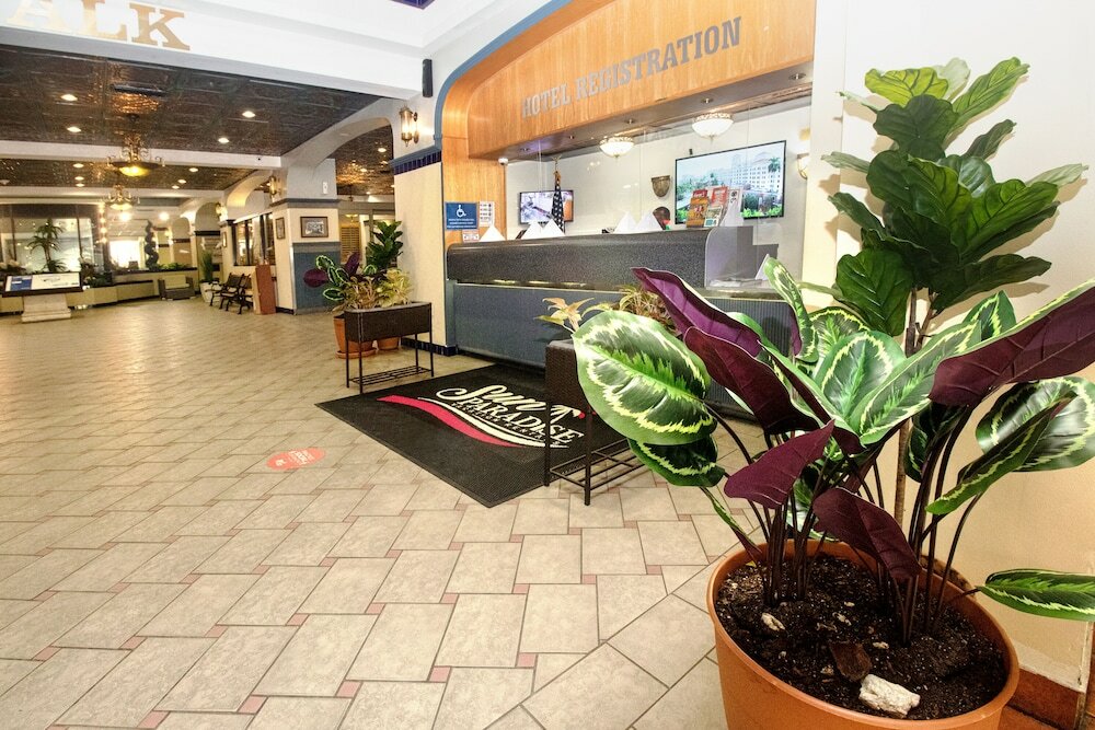 Фото 433 Studio Hollywood Beach Resort