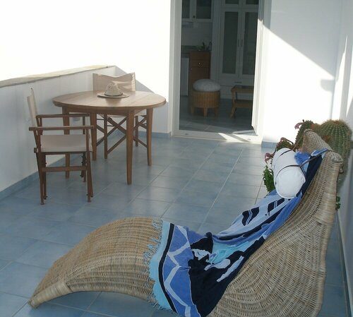 Гостиница Innaxos Studios, Viewing Apollo Temple