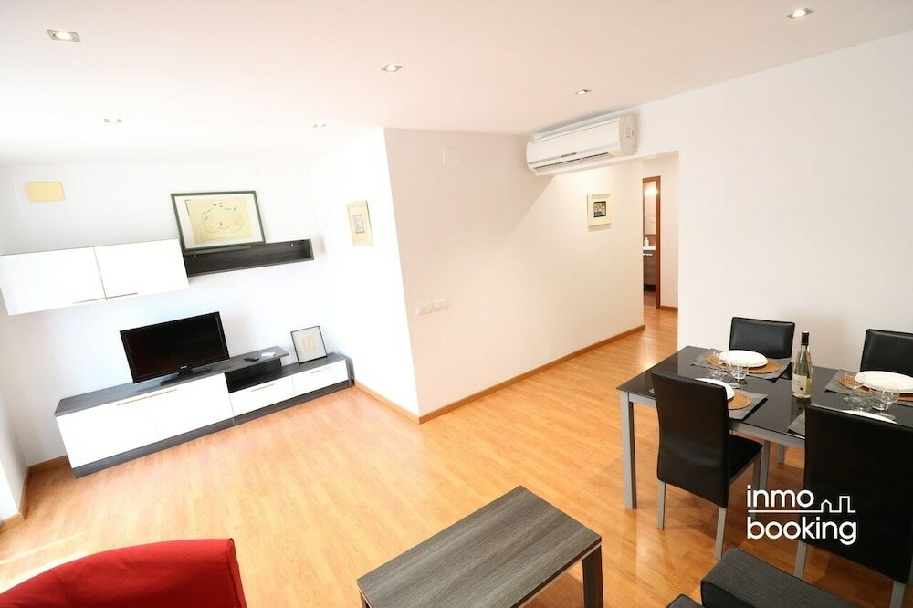 Фото InmoBooking Tarraco climatizado, cerca de la playa