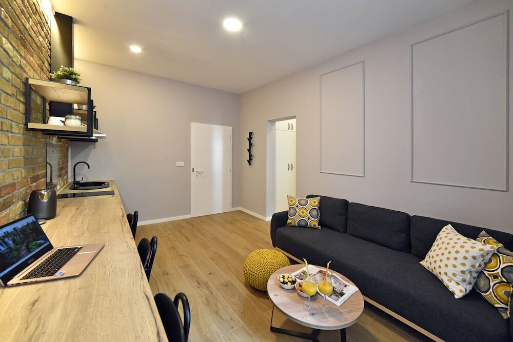 Фото Imperial Apartments