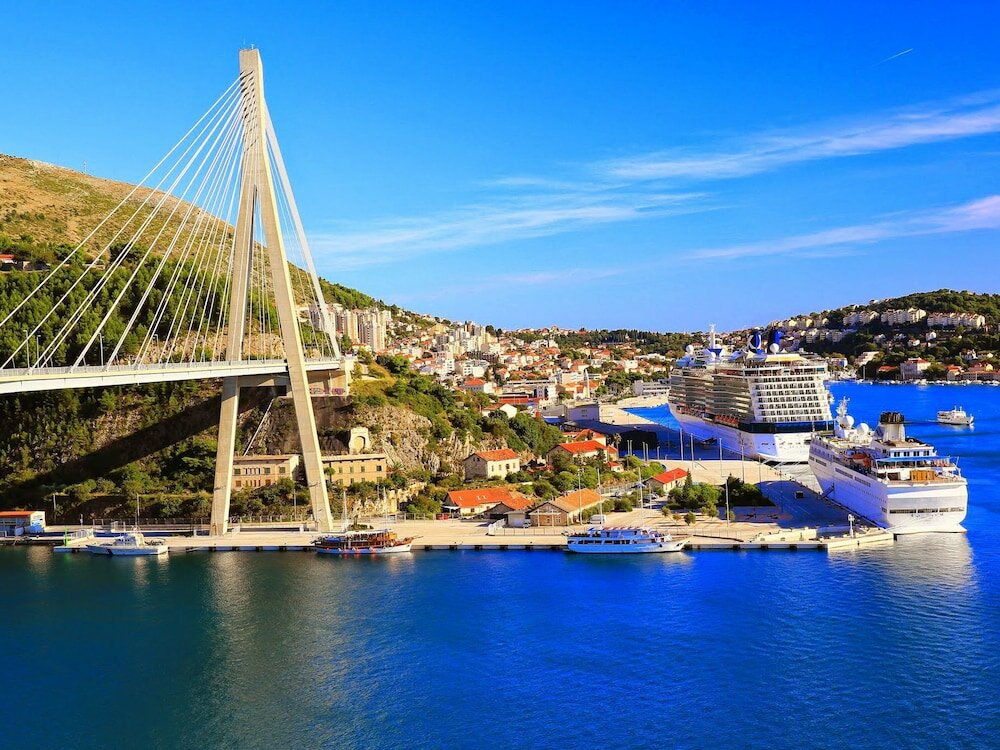 Фото Modern Apartment in Mocici With Terrace