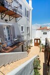 Niriides Guesthouse