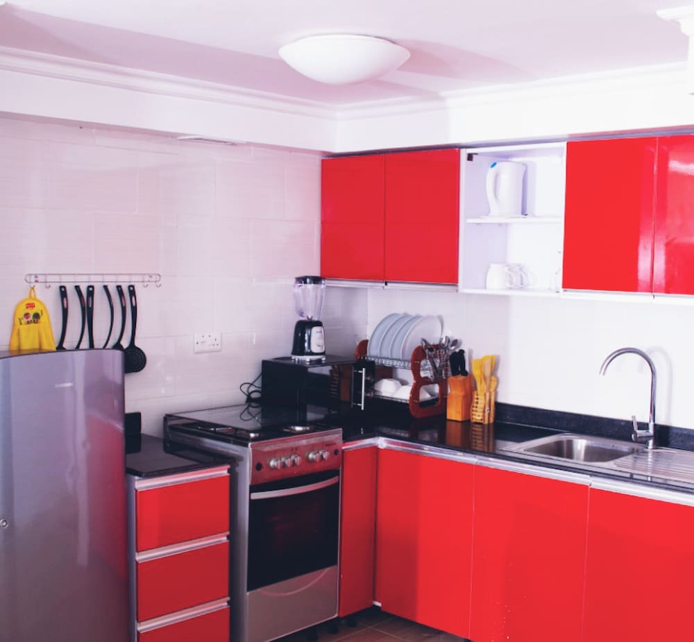 Фото Ivon Suites