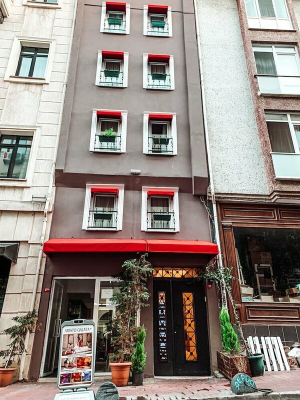 Гостиница Hotel Galata Aristo Suites в Бейоглу
