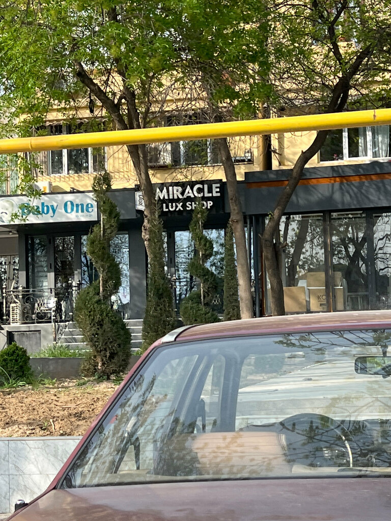 Clothing store Miracle lux shop, Tashkent, photo