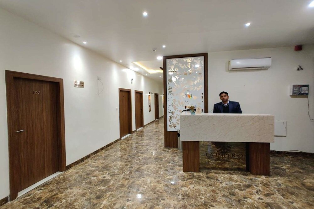 Фото La Imperio Hotel