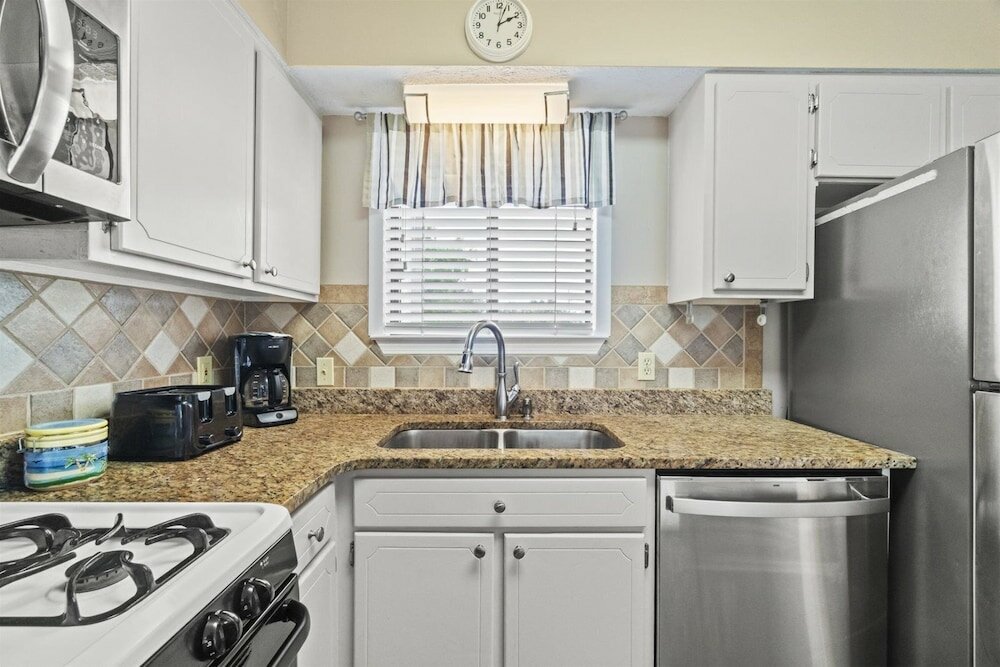 Фото 131 Kimberly Drive