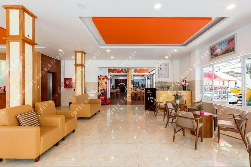 Гостиница Tuyet Lan Hotel Vung Tau в Вунгтау