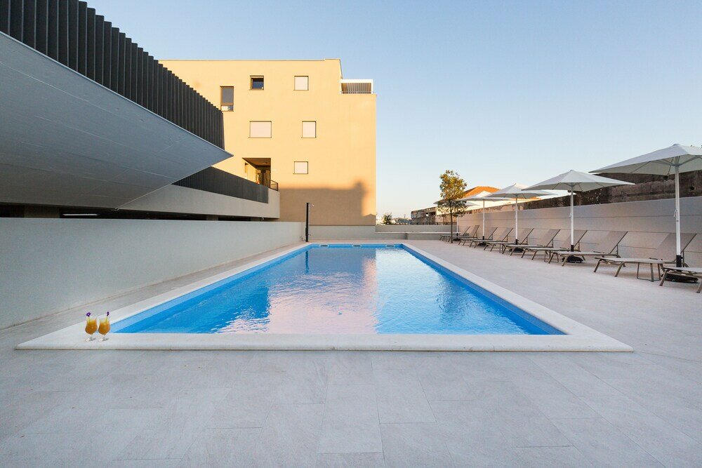 Фото Ika Boutique Luxury Apartments