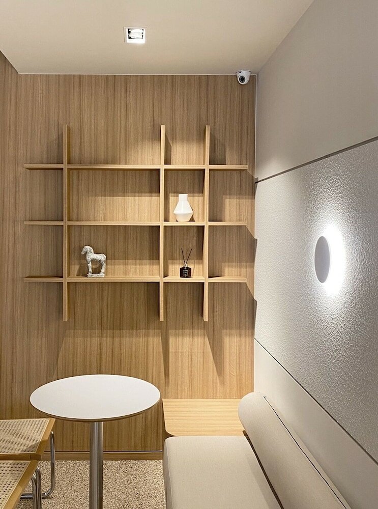 Фото Seven Bricks Hotel