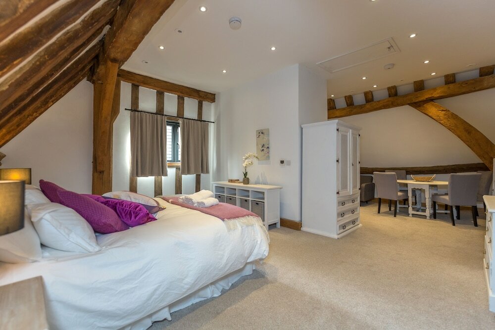 Фото The Tithe Barn