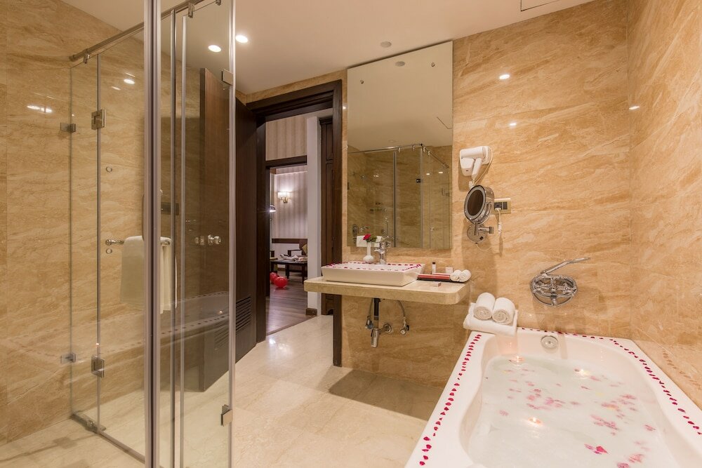 Фото Soaltee Westend Premier