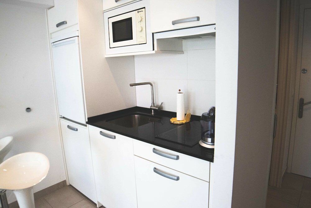 Фото Cozy Loft in Front of the Sea