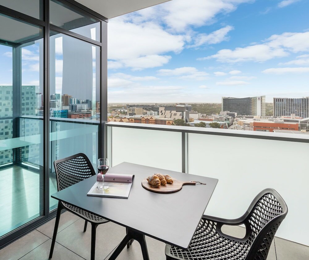 Фото Avani Adelaide Residences