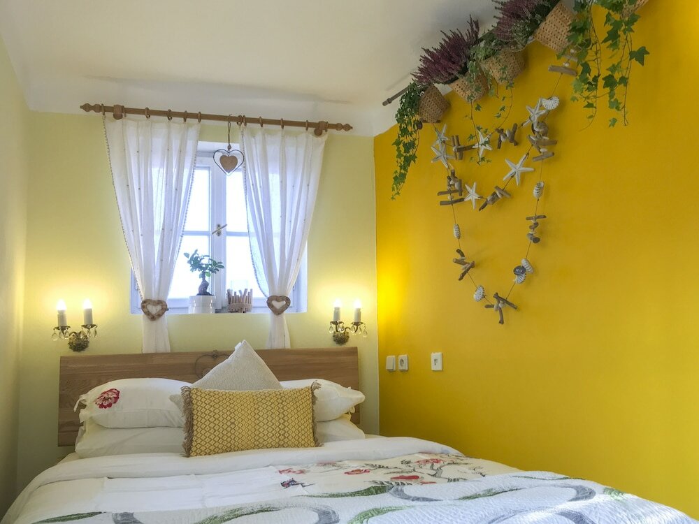 Фото Incredible 2Br Loft in Heart of Prague