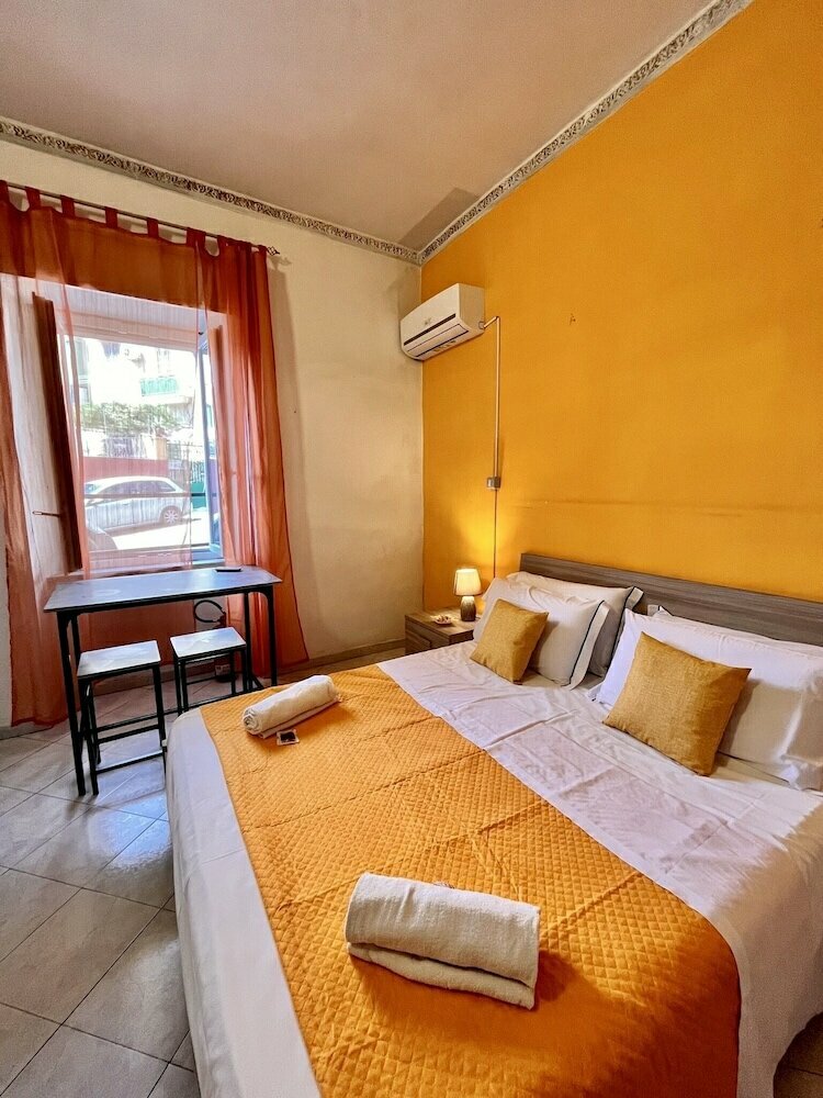 Hotel Casa Vacanze Carolina 348, Naples, photo