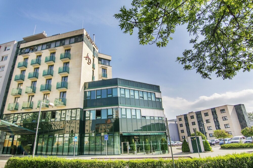 Фото отеля 1