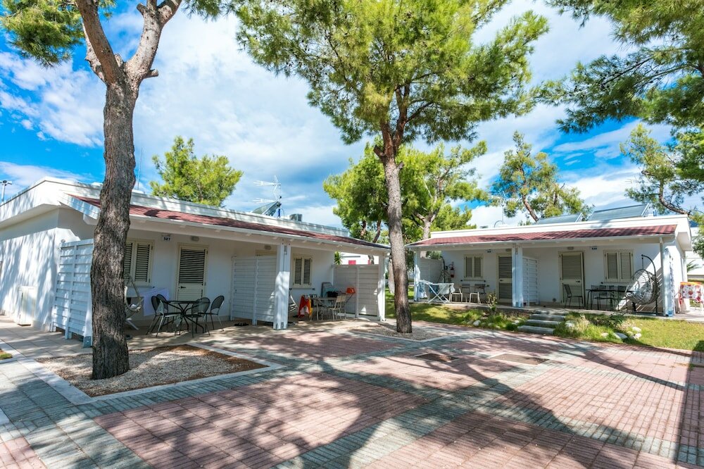 Фото Villaggio Turistico Baia Del Monaco