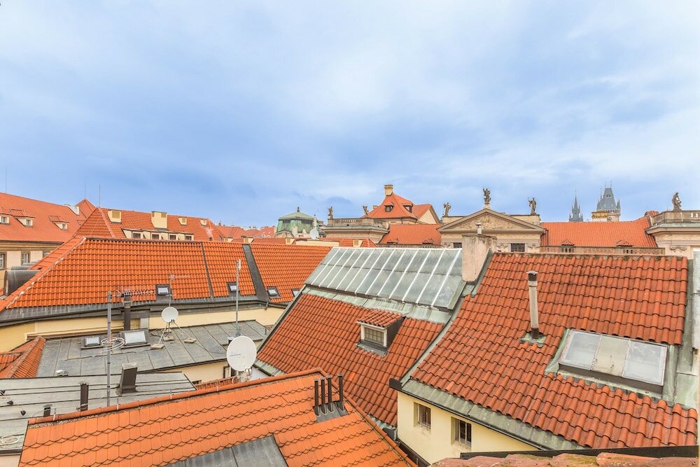Фото Incredible 2Br Loft in Heart of Prague
