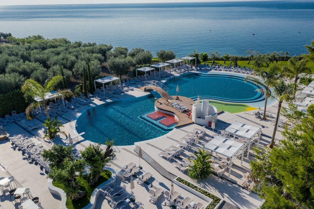 Фото Villaggio Turistico Baia Del Monaco