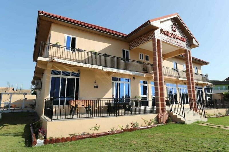 Гостиница Parigha Hotel