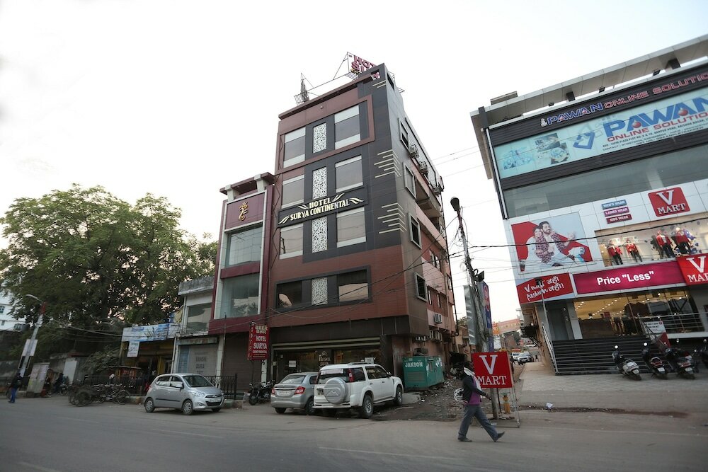 Фото отеля 1