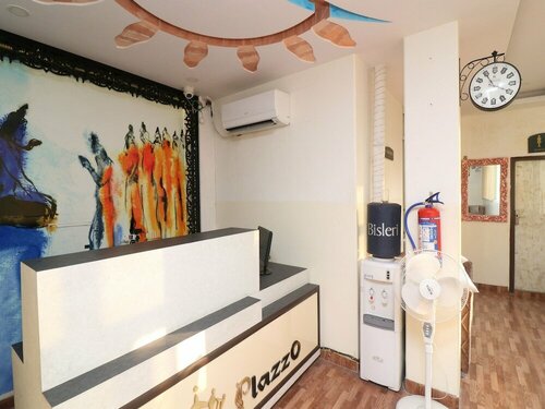 Гостиница Oyo 26161 Plazzo Inn в Дели