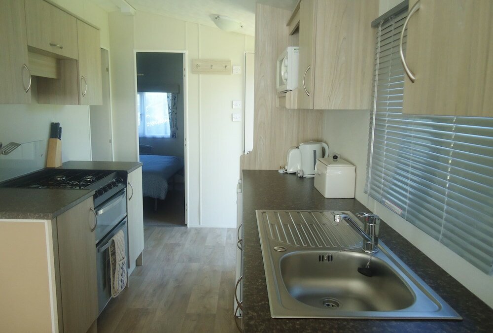 Фото Mounts Bay Caravan Park