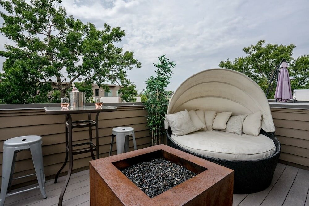 Фото The Ladley Luxury Lifestyle Walk to Mile High