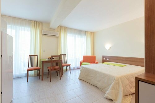 Гостиница Quiet Studio in Polo Resort в Солнечном Береге
