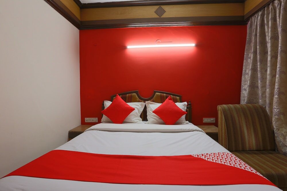 Фото Oyo 24364 Shiv Shanthi Grand