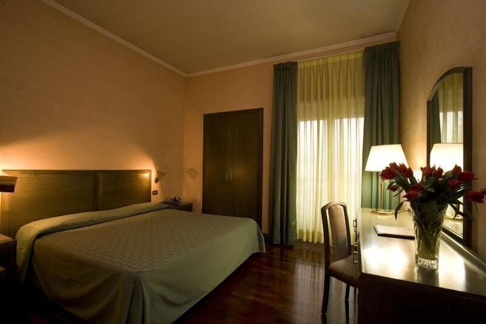 Фото Astor Hotel