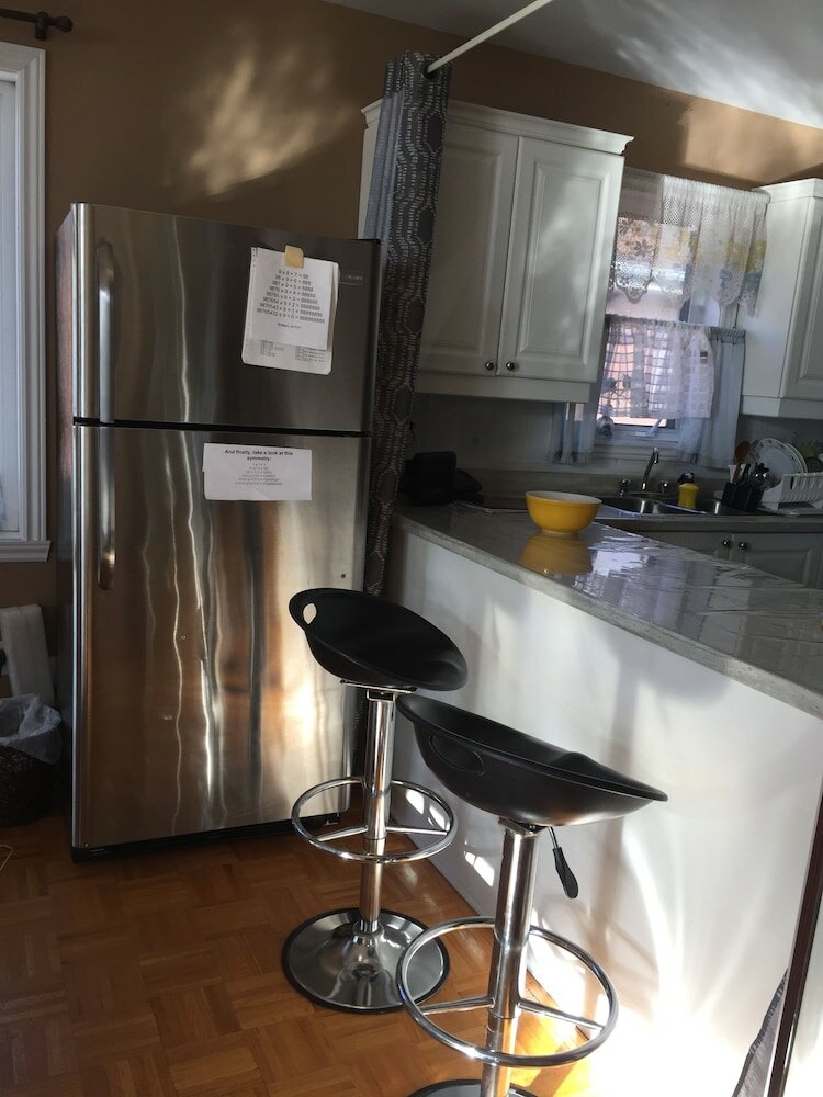 Фото Cozy water front Montreal