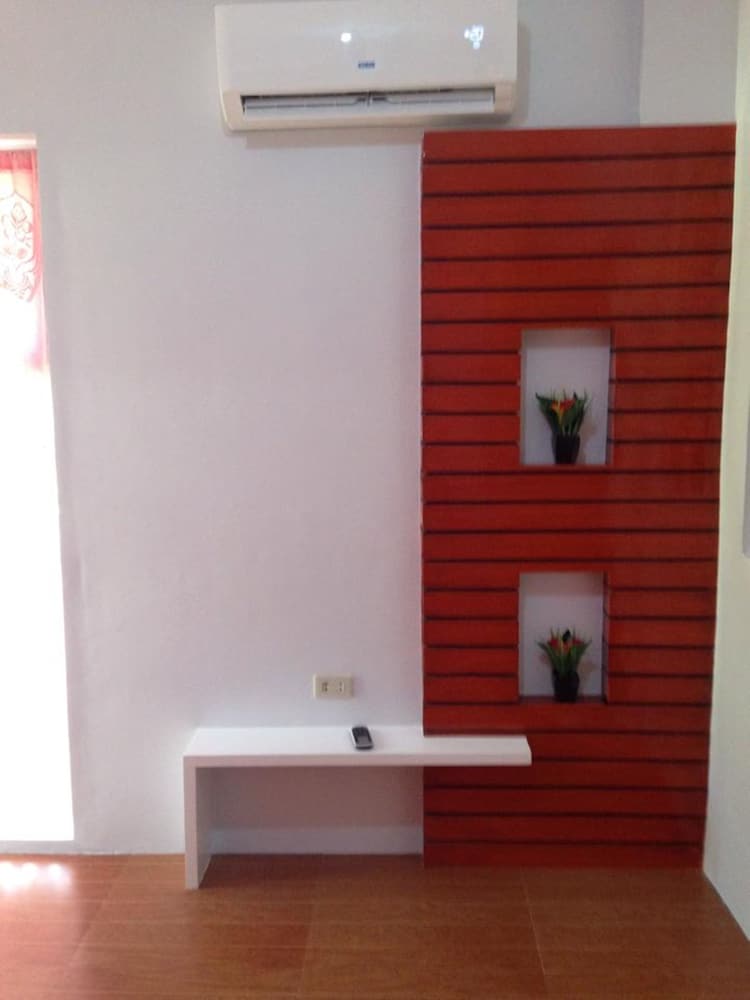 Фото Breazy Beach House