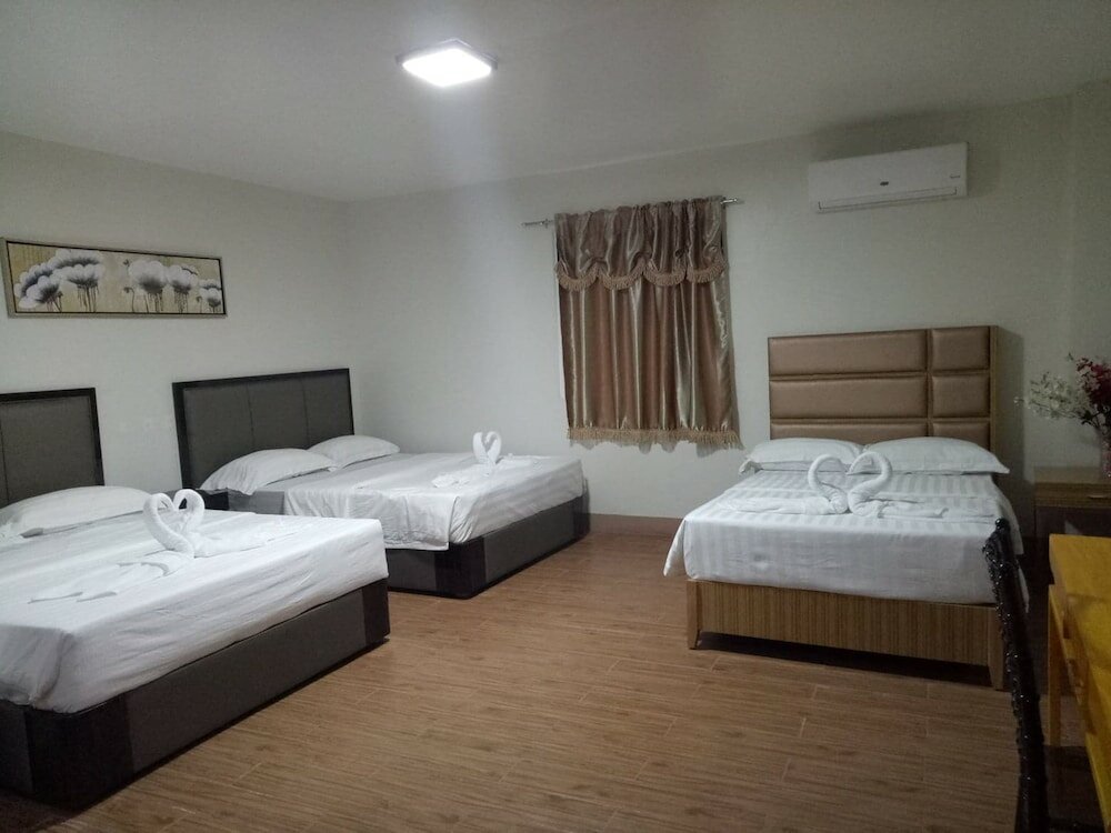 Фото Meaco Royal Hotel - Batangas City