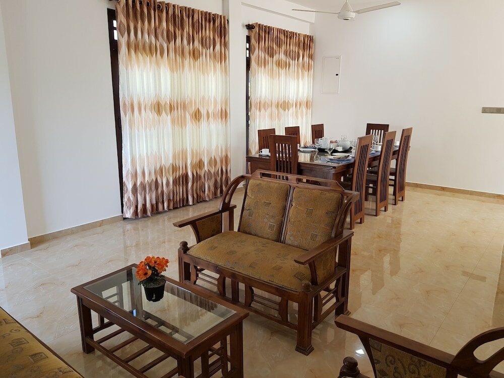 Фото My Whales Guest House