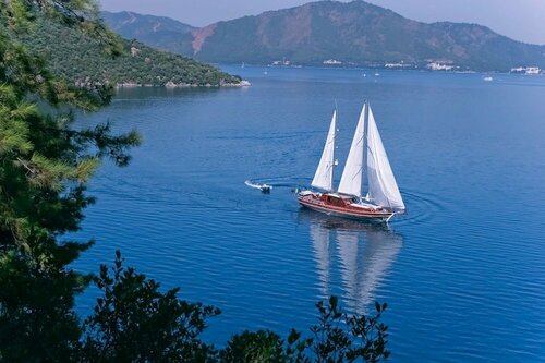 Гостиница Plaghia Charter Boat & Breakfast