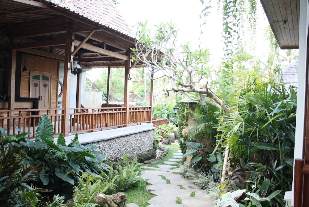 Фото Graha Sandat Villas