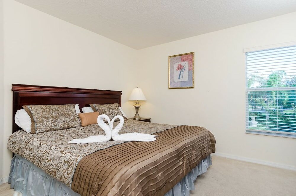 Фото Ovm648 - Emerald Island - 7 Bed 4 Baths Villa