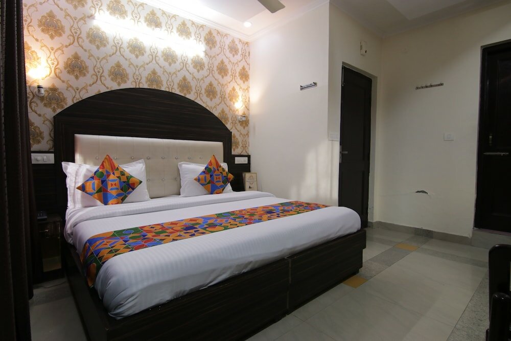 Фото Hotel Raja's Palace