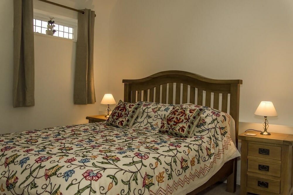 Фото The Three Gables