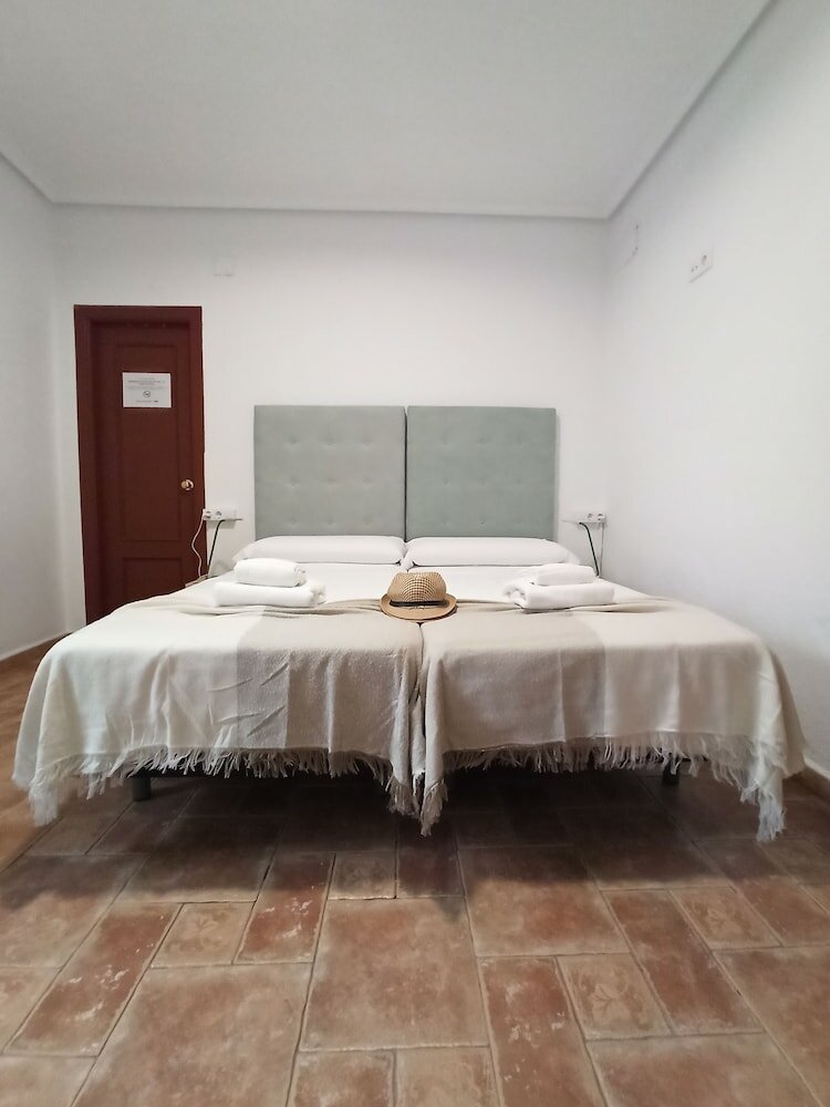 Фото Vivian's Guest House