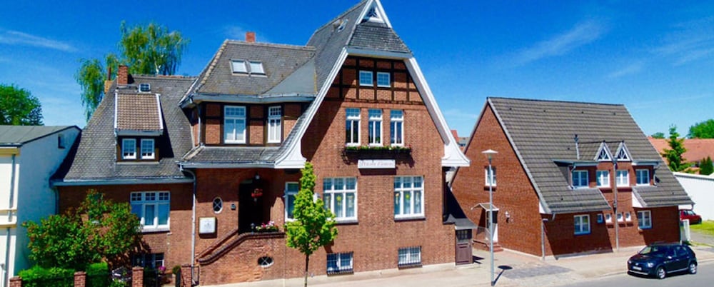 Фото Hotel & Pension Villa Camenz