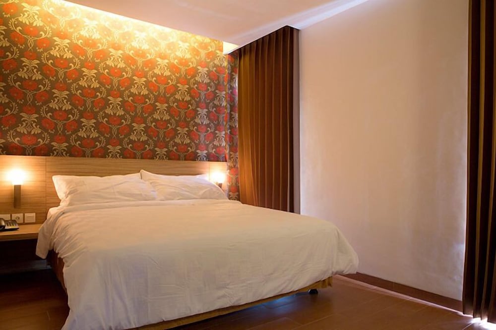 Фото DeMira Hotel