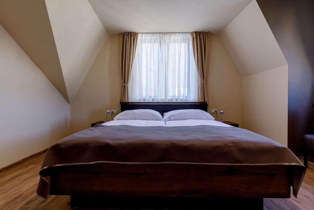 Фото Apartments Menuet